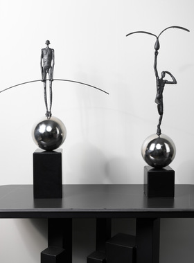 可定制抽象艺术金属人物雕塑摆件