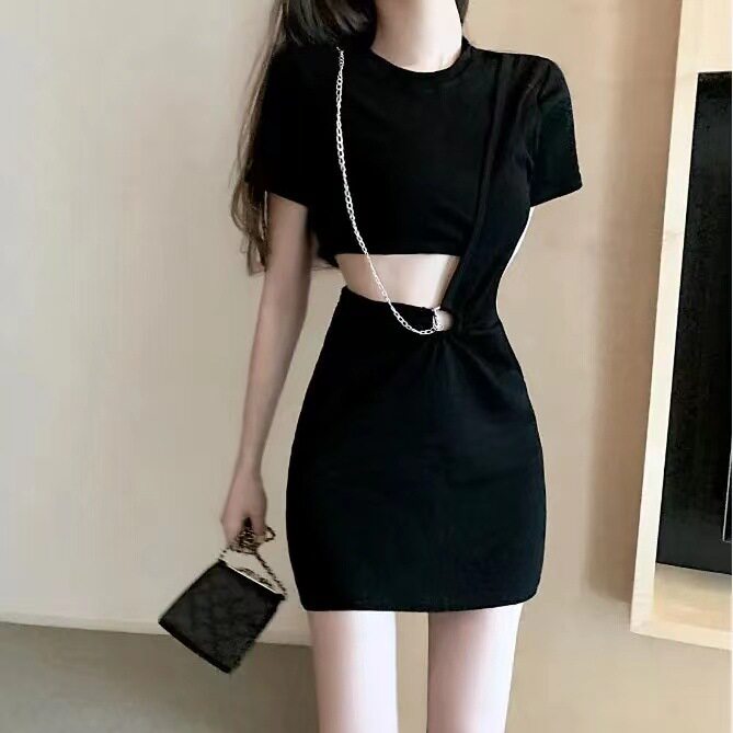 新款韩版chic设计感小心机镂空包臀短裙女夏显瘦气质短袖连衣裙潮