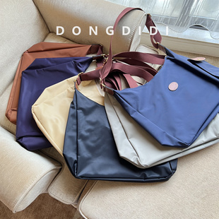 超性价比牛货~高级尼龙包大容量慵懒风王菲同款hobo女斜挎包