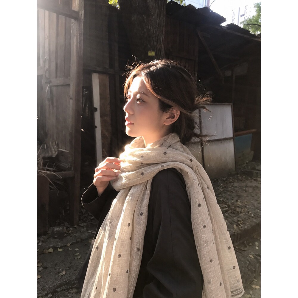 复古褶皱波点肌理感围巾女2026新款轻薄长条丝巾文艺亚麻披肩外搭