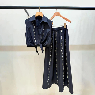 法单S家 2025夏季新款钻饰水波纹无袖打结收腰衫大裙摆半裙套装