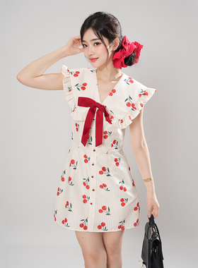 酒渍樱桃 韩系少女花边V领连衣裙2024春夏轻奢简约小裙子通勤短款