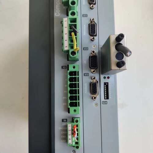 Compax3伺服驱动器C3S075V4F11I21T11M00议价