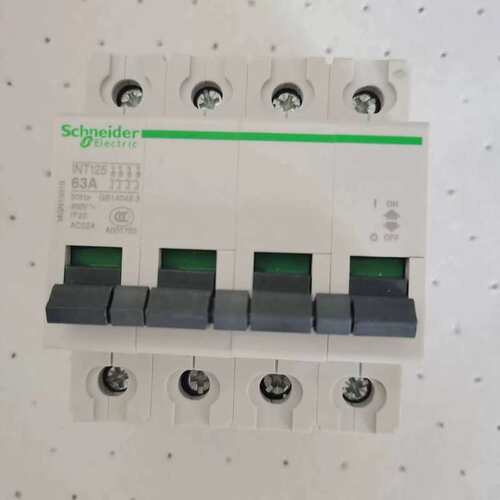 隔离开关MGN15016 INT125 63A 4P负荷63A议价