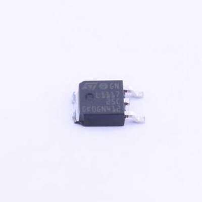 LD1117DT25CTR 线性稳压器(LDO) 输入15V 输出2.5V 800mA TO-252-