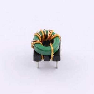 XRT953B77-680MHSYL4 共模滤波器 插件共模电感68uH 1.2A 953环