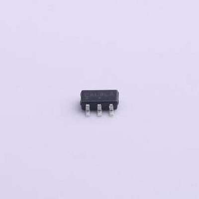 NCP114ASN330T1G 线性稳压器(LDO) 输入5.5V 输出3.3V 300mA TSOP