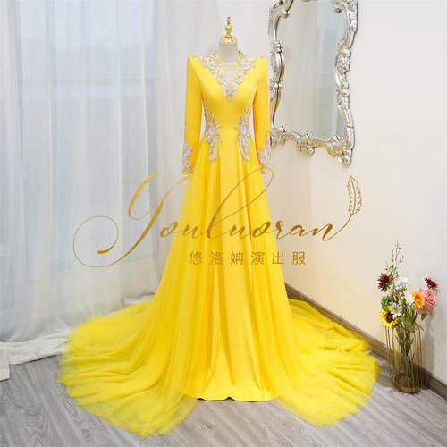 悠洛姌演出服优雅深V领长袖修身