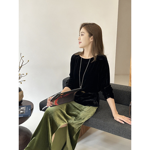 真丝绒上衣利落剪裁不挑身材优雅通勤日常约会皆可搭质感满分