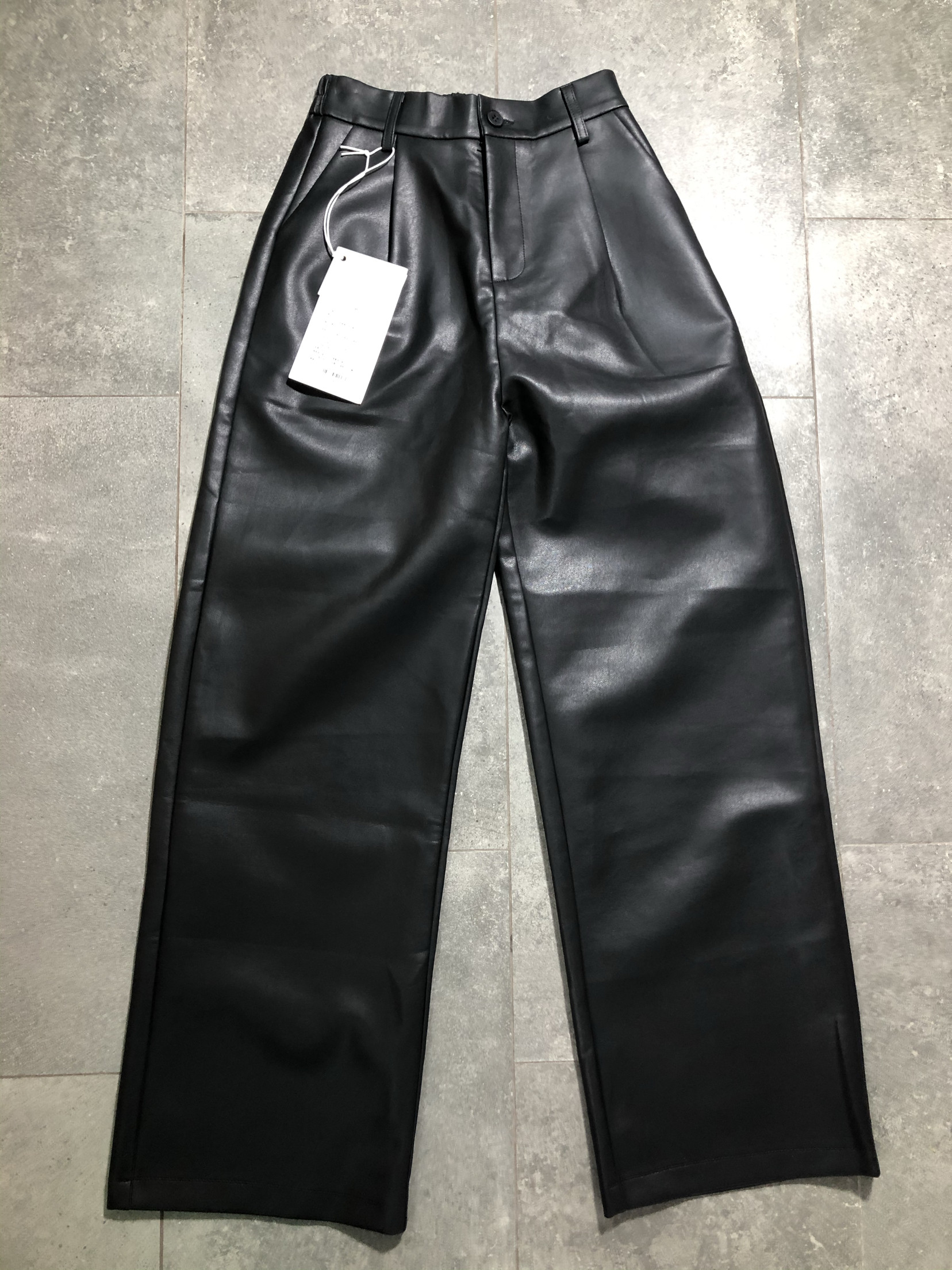 休闲宽版皮裤宽腿裤（直接拍付/收货退运）