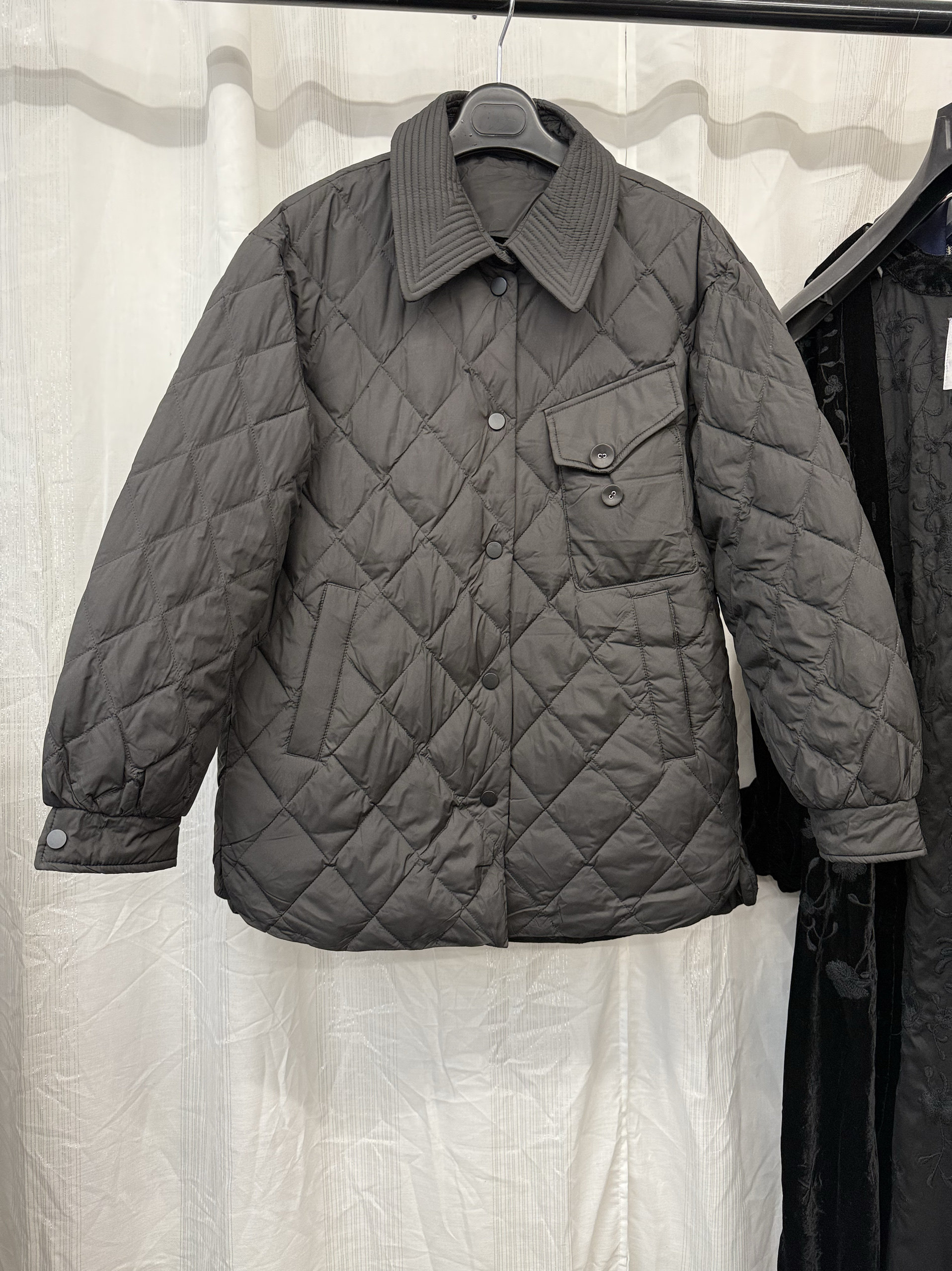 百搭衬衫领轻薄款羽绒服可内搭可外穿/直接拍付收货退运