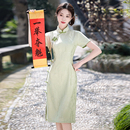 连衣裙女小个子妈妈日常可穿 绿色旗袍2025年新款 夏季 年轻款 新中式