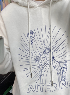 特价库存BF白色宽松自由女神字母印花加绒加厚套头连帽卫衣女秋冬