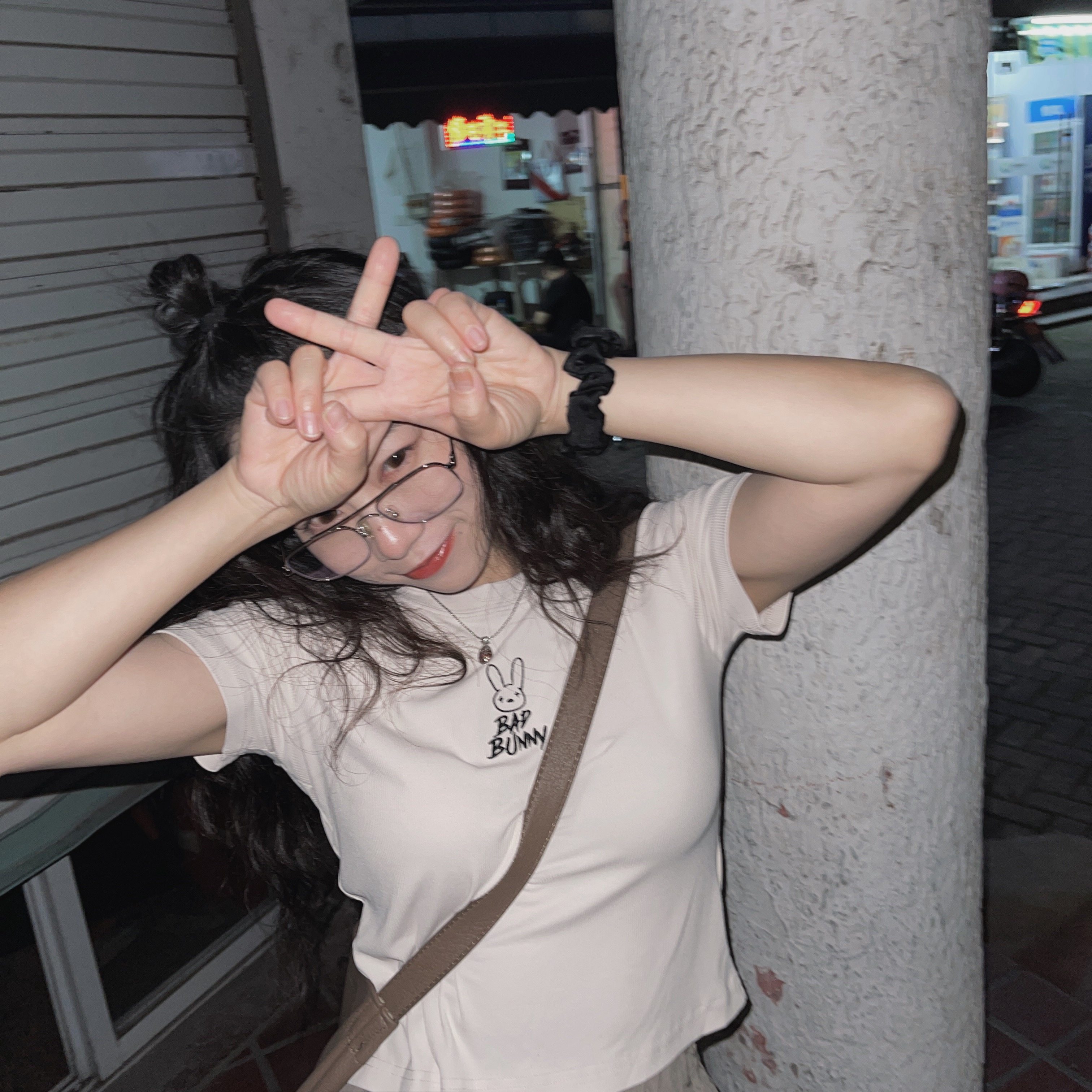 美式复古杏色刺绣坏痞兔子字母修身小个子短款螺纹弹力短袖T恤女
