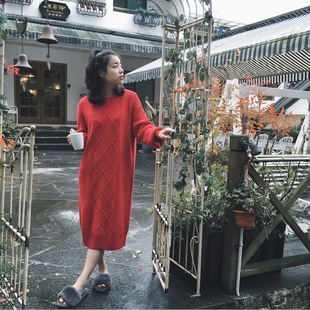 特价库存复古慵懒风过膝圣诞红色中长款宽松菱格花纹麻花毛衣裙女