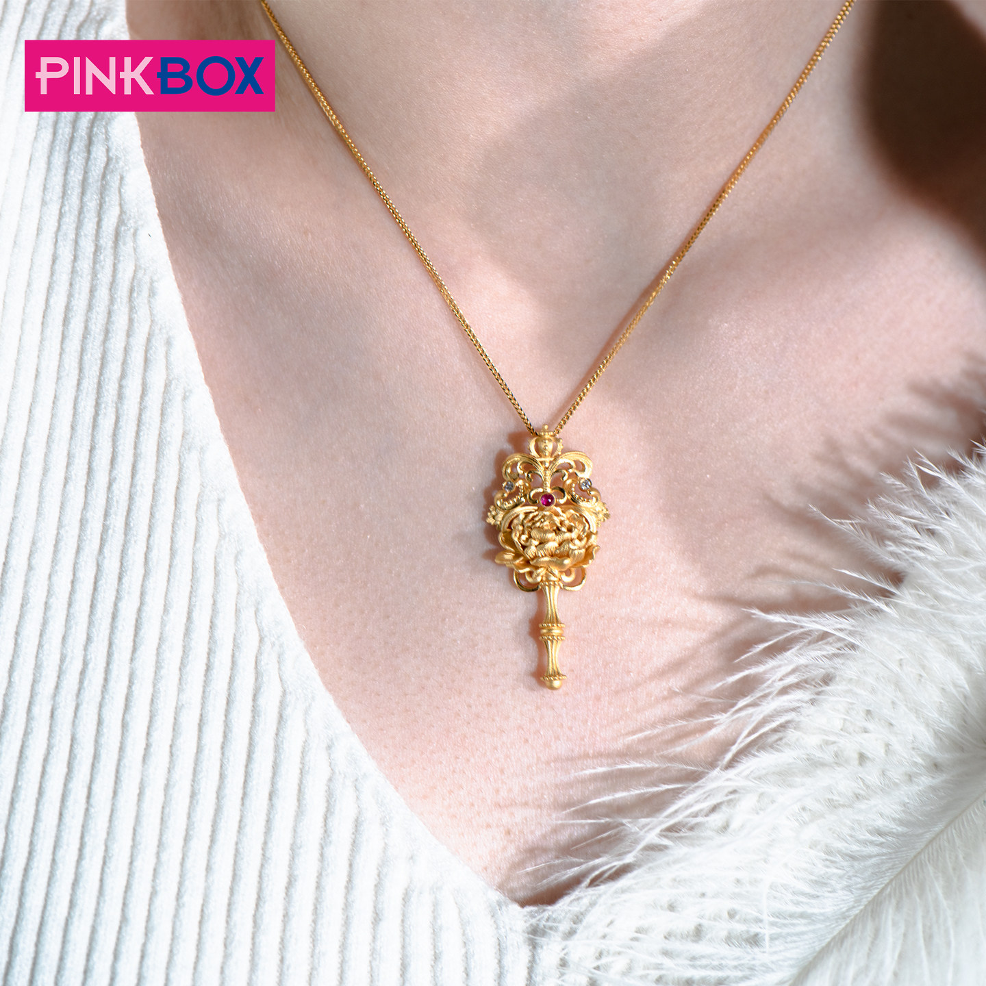 PINKBOX/娉饰珠宝黄金吊坠镶嵌饰品牡丹花权杖吊坠新品首发轻奢