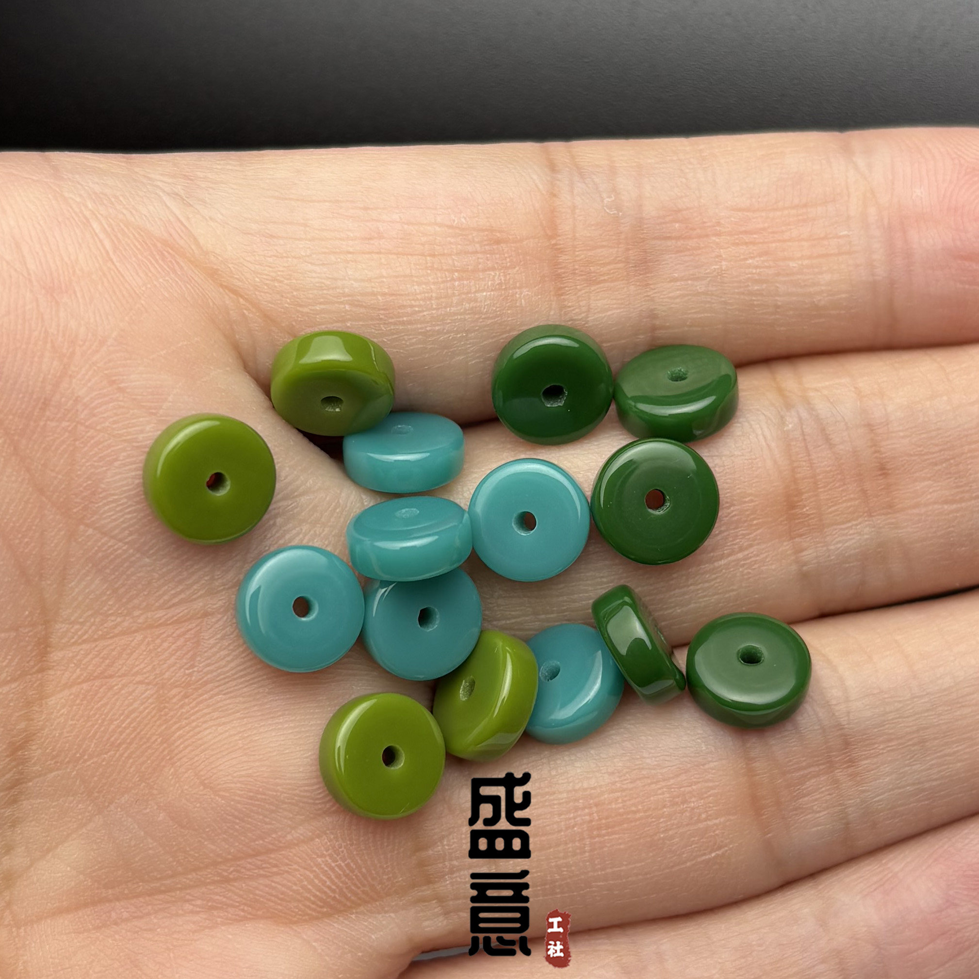 雪巴琉璃直切隔片军绿菜籽黄蓝绿色垫片隔珠星月金刚猴头手串配饰图片