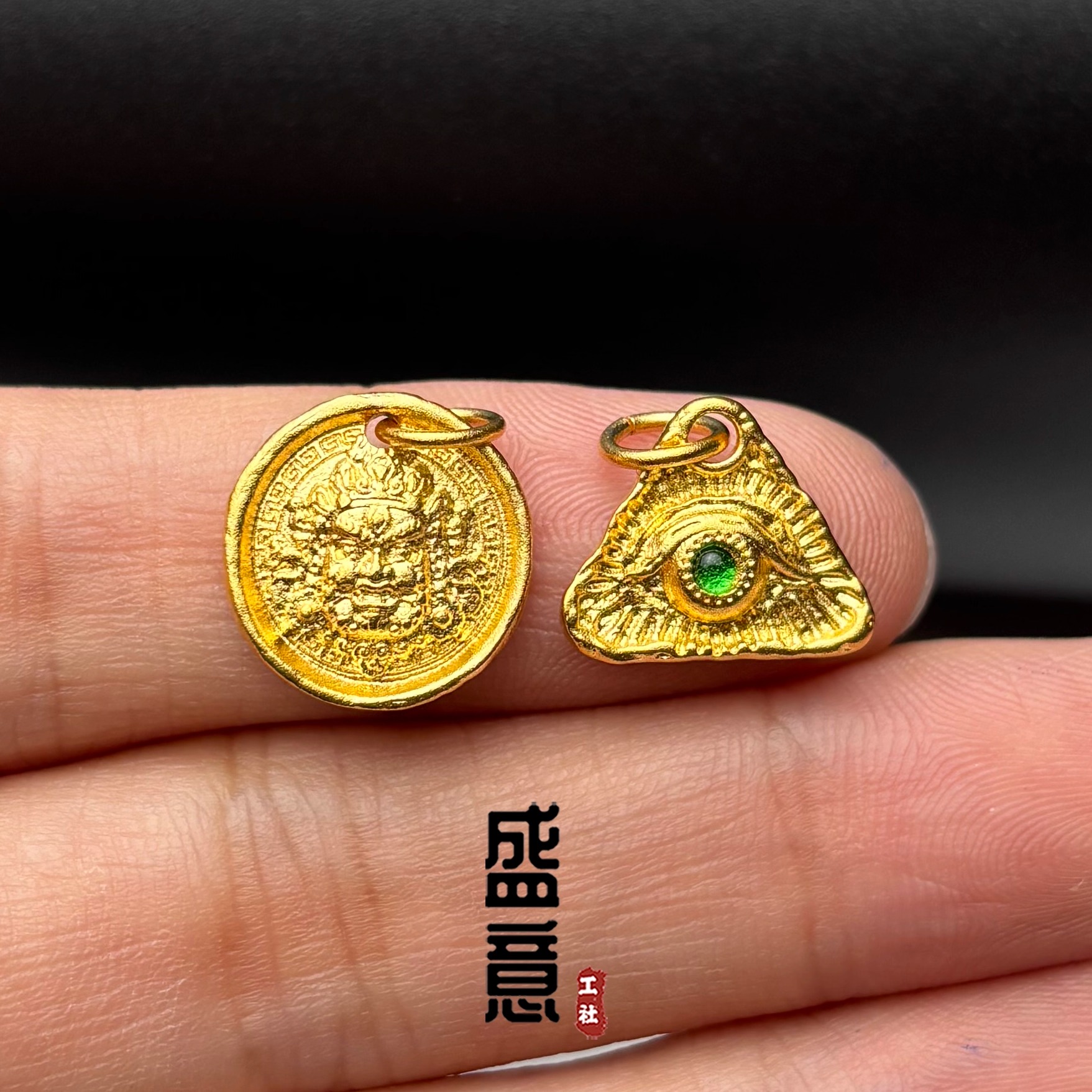 古法24K工艺黄金色黄财神镶钻恶魔之眼吊坠侧挂牌子文玩手串配饰