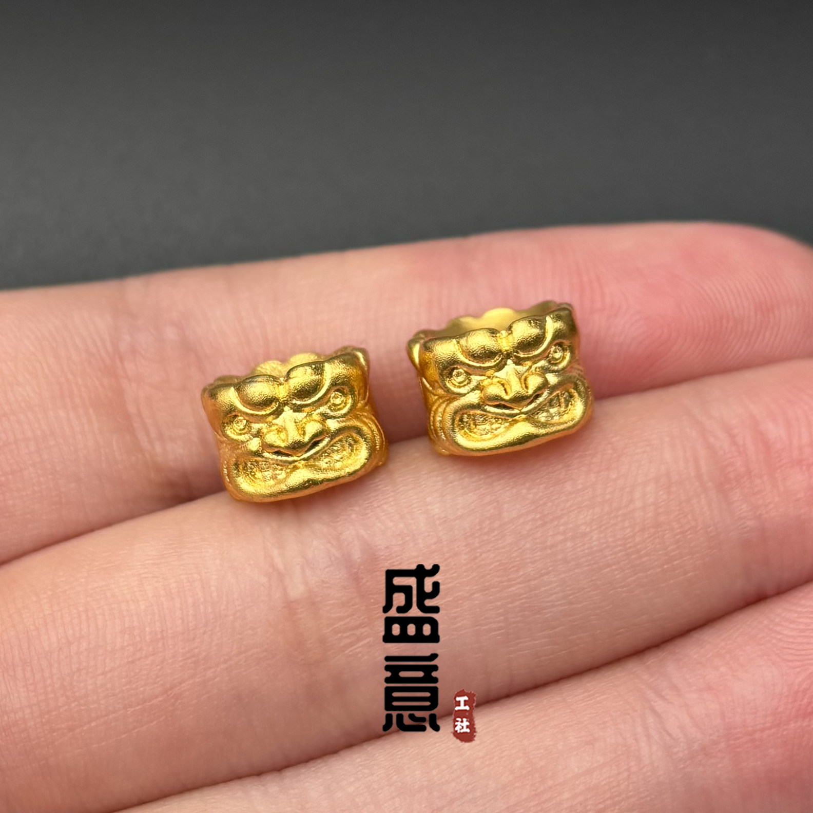 古法24K工艺黄金色吞金兽隔珠腰珠文玩佛珠星月猴头手串配饰