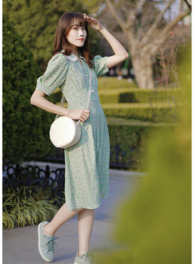 LK BENNETT绿色真丝连衣裙女夏2023新款娃娃领桑蚕丝短款碎花裙