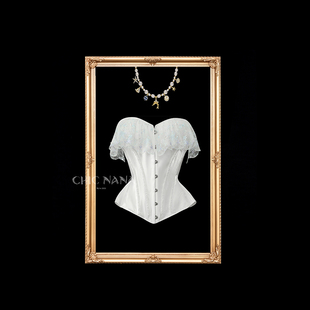 ChicNaNa「梦茴」白色蕾丝鱼骨抹胸上衣女高级感修身显瘦胸衣上衣