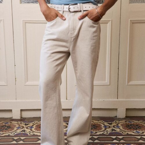 浅卡其色双纱牛仔直筒微喇叭裤
