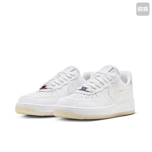Nike Air Force 1  防滑耐磨低帮板鞋女款 FZ5531-111