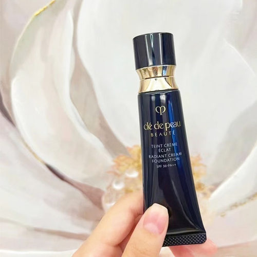 越夜越美丽cpb肌肤之钥光缎粉霜保湿隔离遮瑕提亮隐形毛孔粉底21g