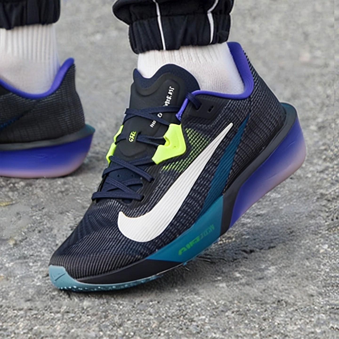 运动休闲商场同款