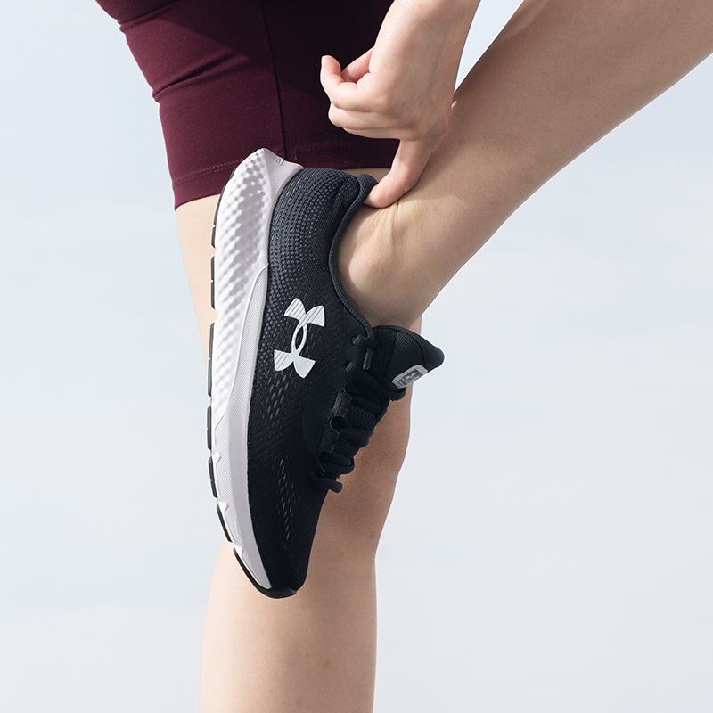 安德玛UA官网跑步鞋女鞋2025夏新款运动鞋低帮透气训练鞋3027005