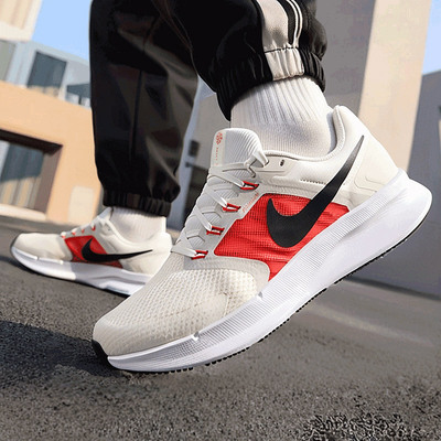 耐克NIKE男子跑步鞋RUN SWIFT 3正品新款运动鞋男款轻便舒适男鞋