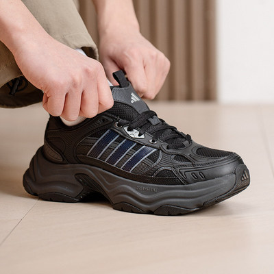 阿迪达斯阿迪达斯男鞋女鞋2026新款跑步鞋轻便休闲鞋运动鞋KJ9520