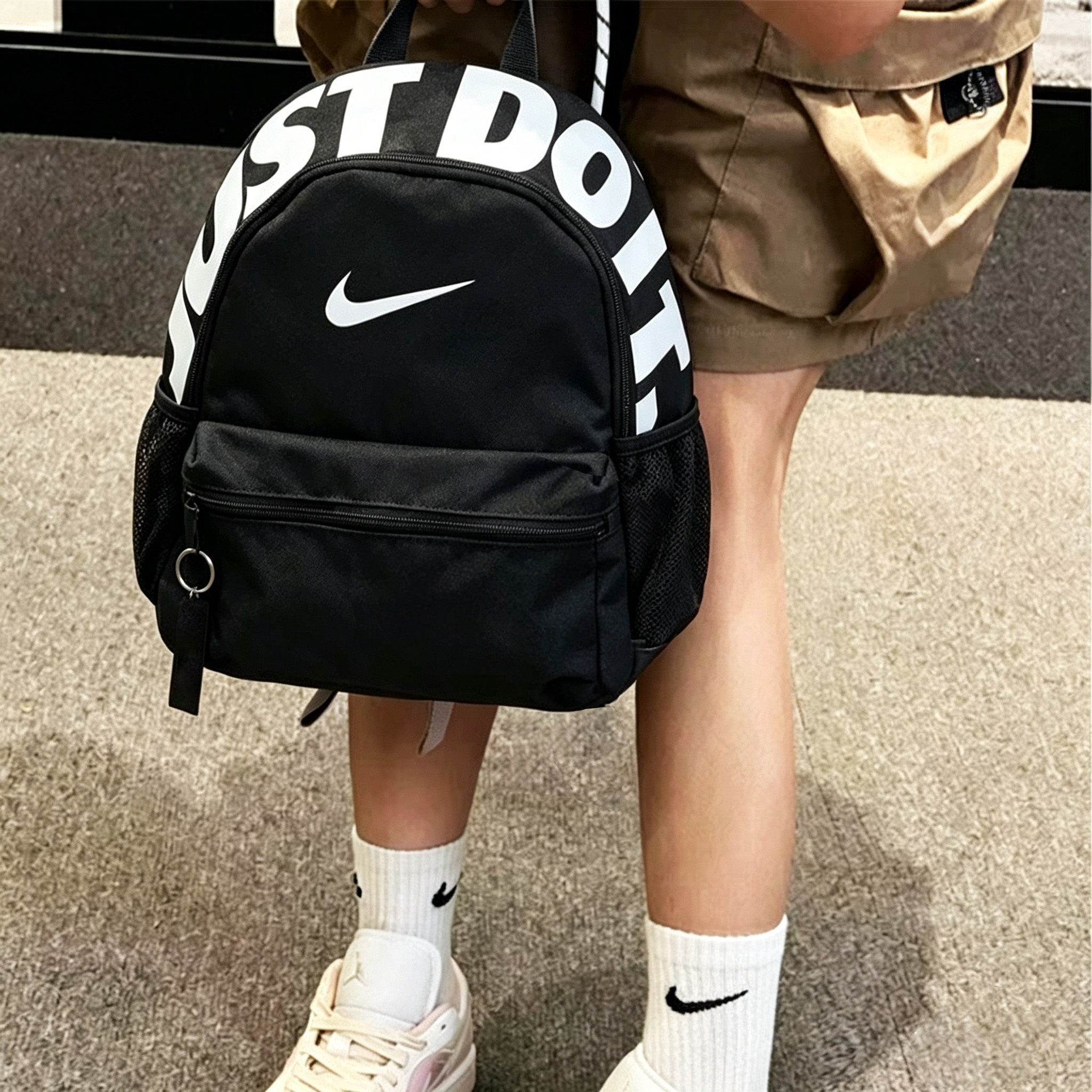 Nike耐克儿童双肩包2026新款女生休闲户外旅行学生大容量男生