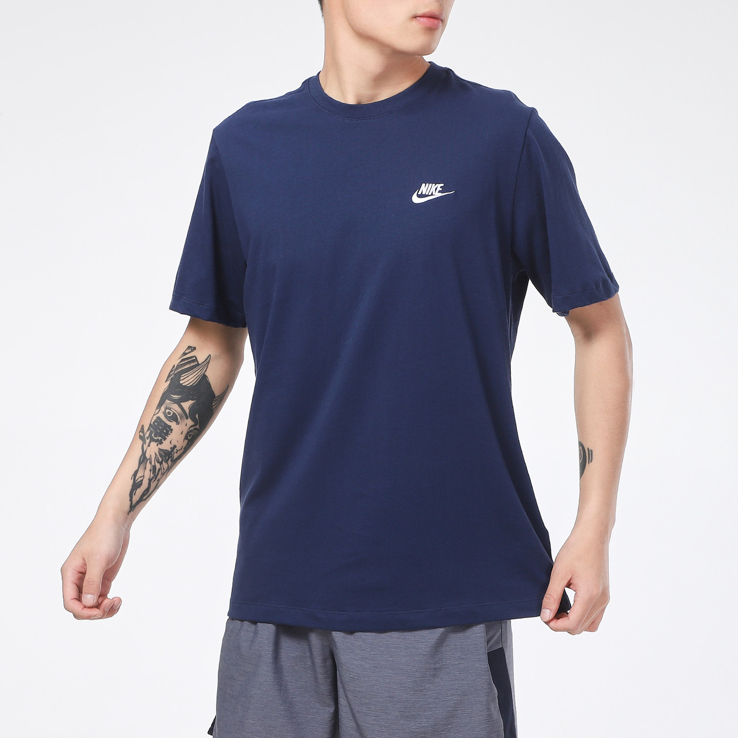Nike耐克藏蓝色短袖男子纯棉T恤透气运动装新款宽松上衣潮AR4999