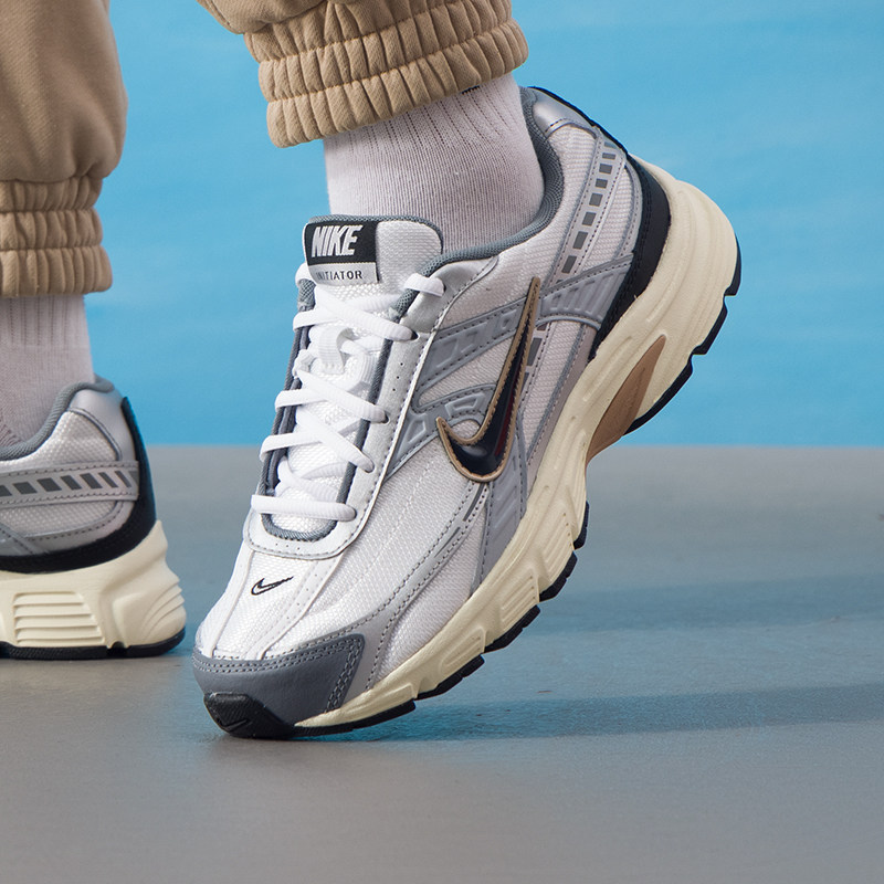 运动休闲商场同款