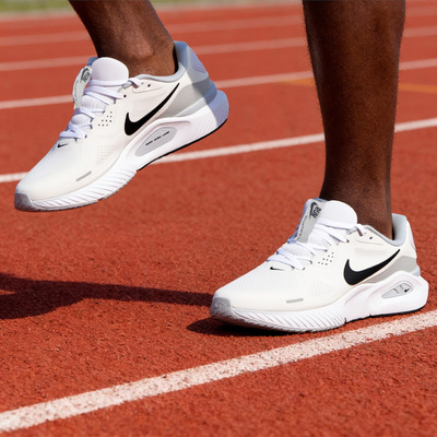公路跑鞋运动鞋耐克白色男子跑步鞋NIKE STRUCTURE 26回弹缓震鞋