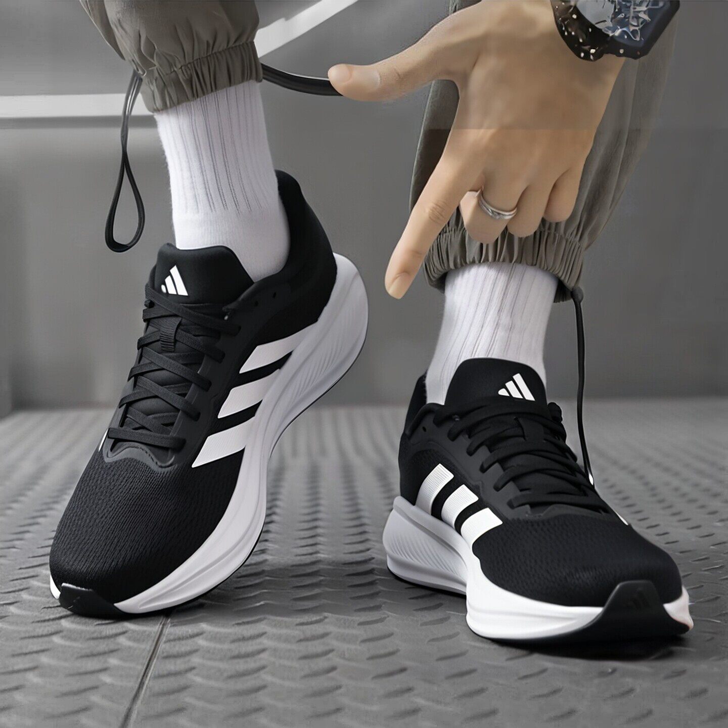 阿迪达斯男鞋运动鞋官方旗舰正品跑步鞋夏季透气慢跑鞋新款休闲鞋