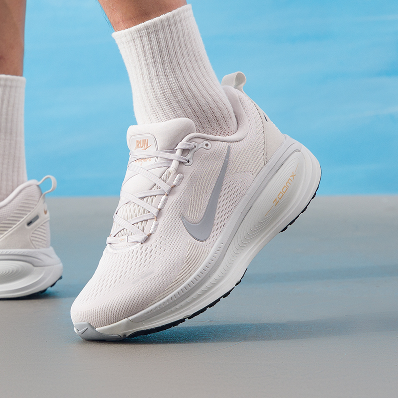 Nike耐克男鞋2025正品新款VOMERO18运动鞋男士专业跑步鞋子HM6803