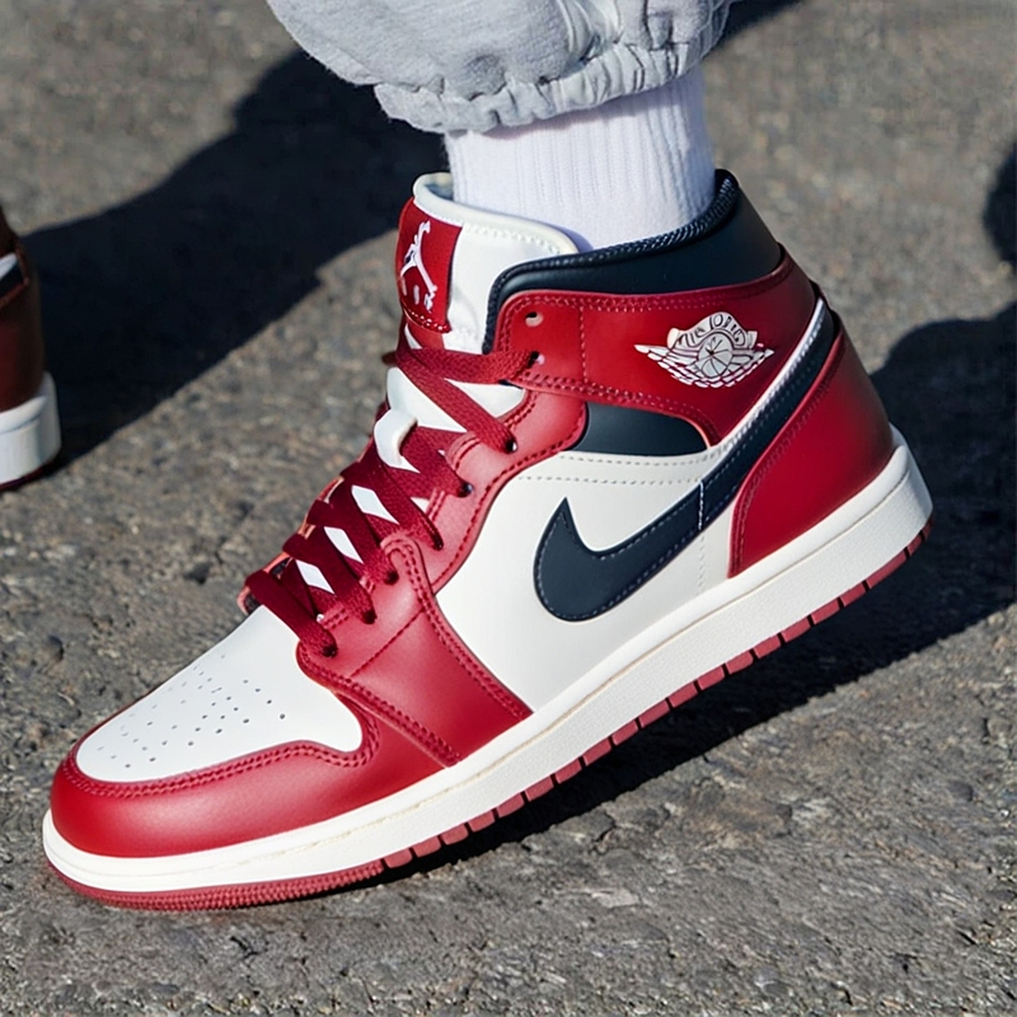 NIKE耐克官方正品芝加哥红白AJ1男鞋春季新款运动鞋篮球鞋HF3148