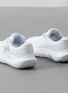 【达人专属】安德玛女训练鞋新款耐磨跑步鞋健身户外休闲鞋 30270