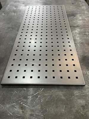 洞洞板置物架收纳金属方孔不锈钢定制加工