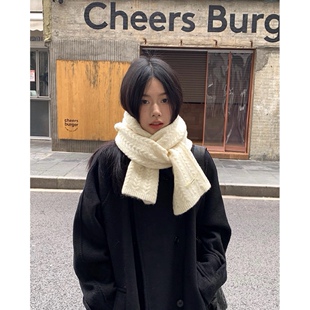 Carrier 韩国羊毛混纺软糯针织条纹围巾冬季韩版麻花纯色保暖围脖