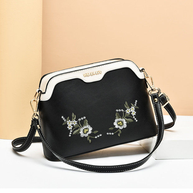 妈妈包斜挎小包中年女士包包新款2024百搭单肩手机零钱包婆婆