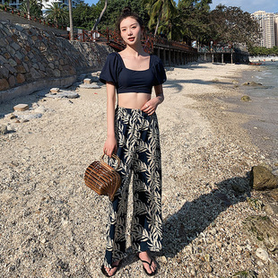 2024新款 三件套遮肚显瘦聚拢小胸韩国ins风泡温泉 游泳衣女分体式