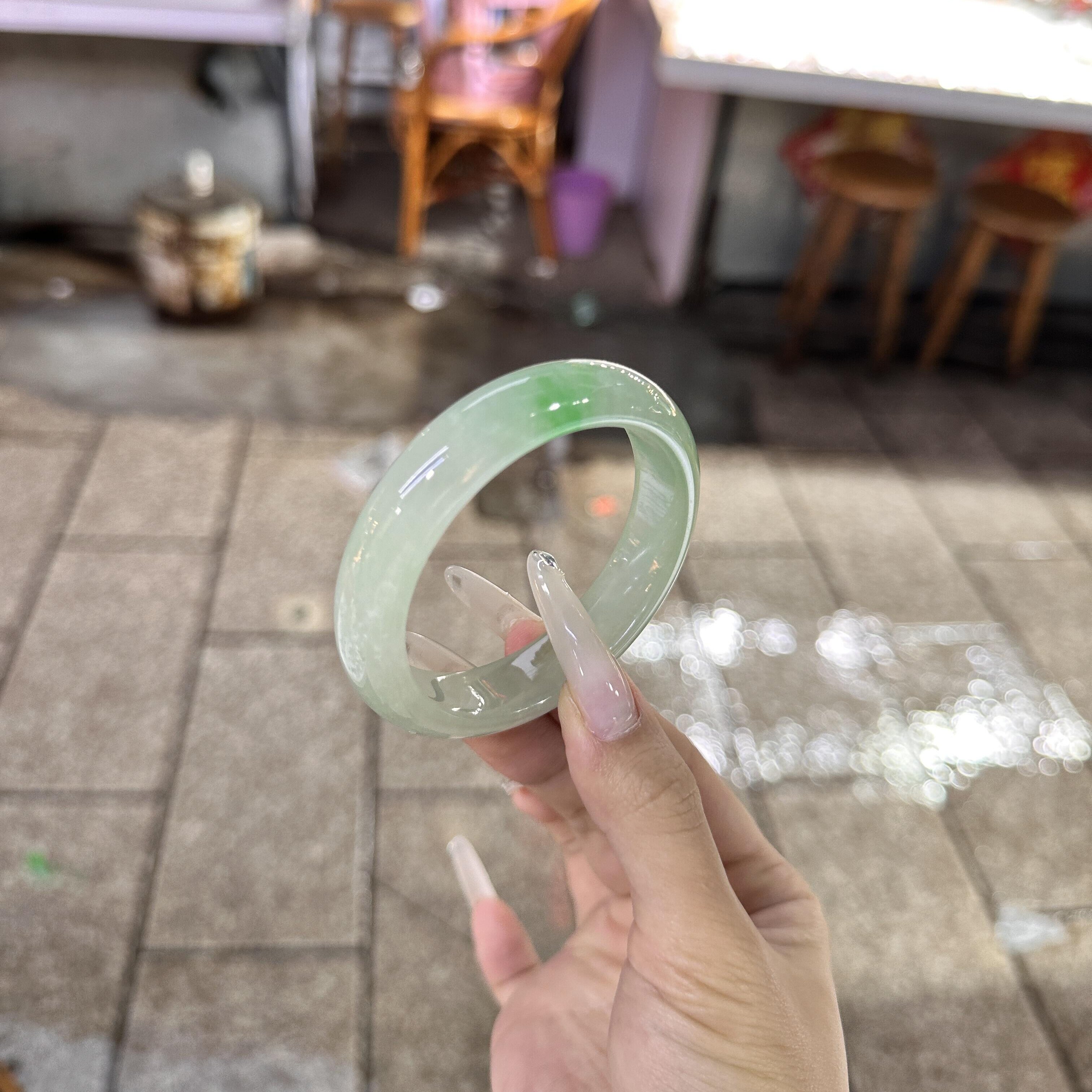 玉长情高端缅甸老坑翡翠冰种冰透飘花浅绿真玉手镯子女款玉石处理