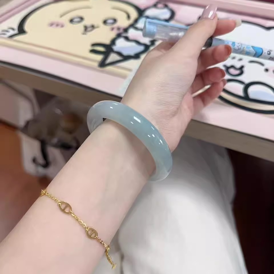 玉长情高端缅甸翡翠冰种飘花纯色玉手镯子正品女款步离镯玉石处理