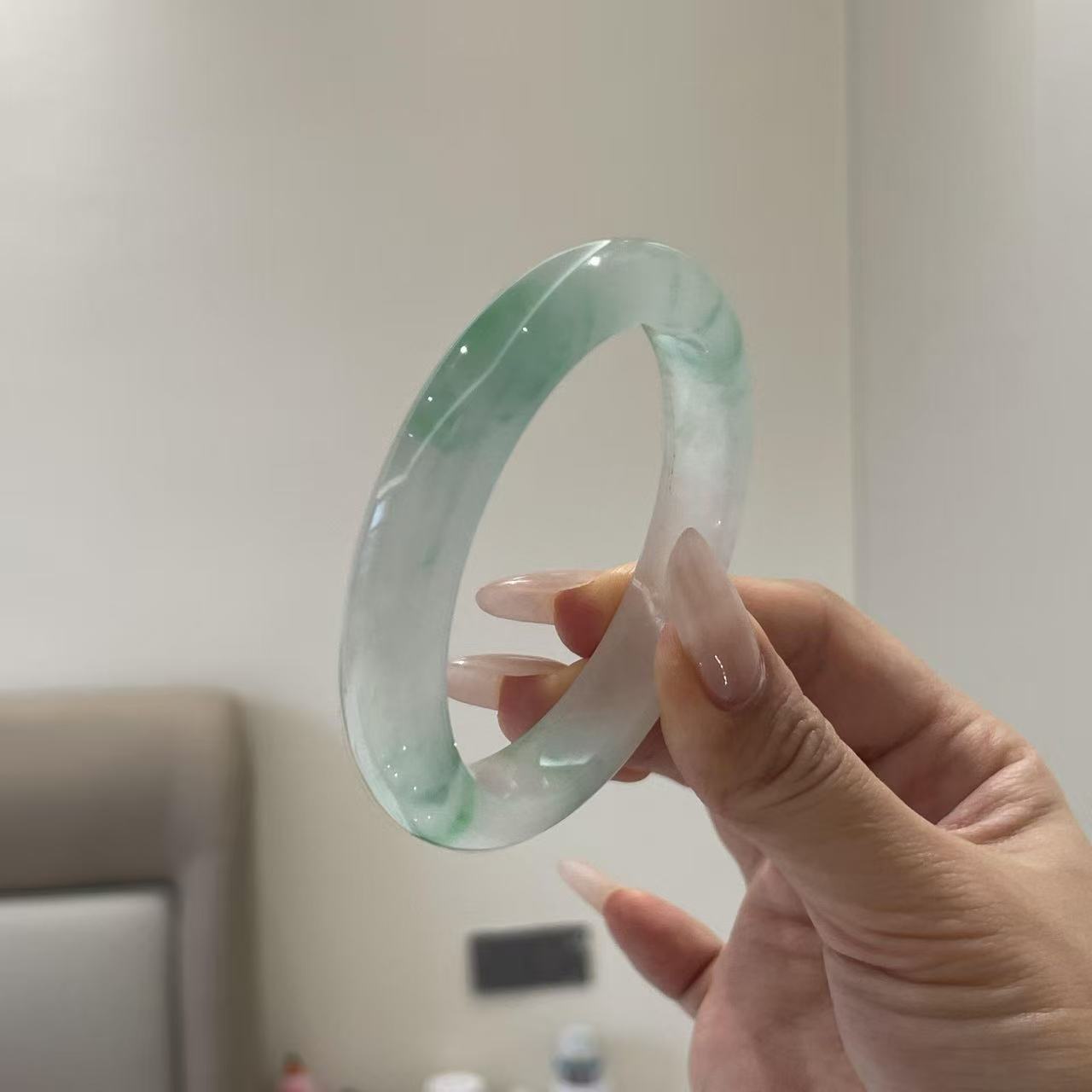 玉长情【花团锦簇】缅甸翡翠手镯高冰种女款甜绿飘花正品玉石处理