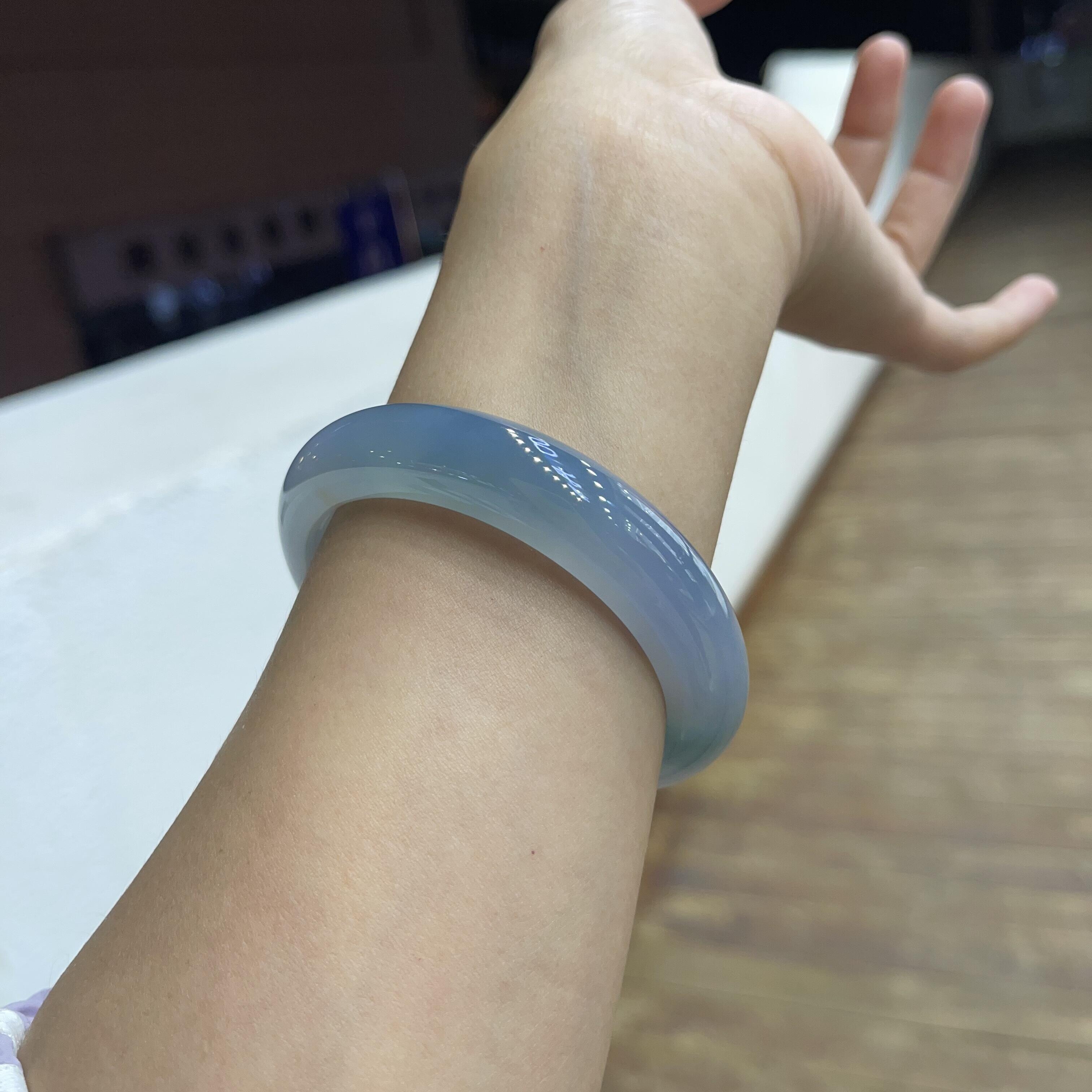 玉长情高端缅甸翡翠紫罗兰高冰种冰透蓝紫纯色女款手镯子正品处理