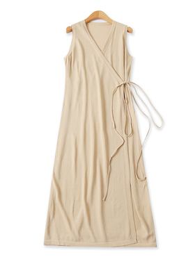 针织无袖连衣裙  夏秋新款外贸女装时尚V领套头系带腰毛衣裙32852