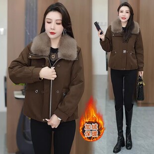 加绒毛领短外套女冬季2025新款中年妈妈洋气减龄加厚保暖夹克棉衣